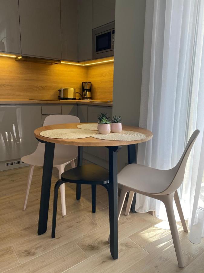 Apartament Pink Klifowa レバル エクステリア 写真